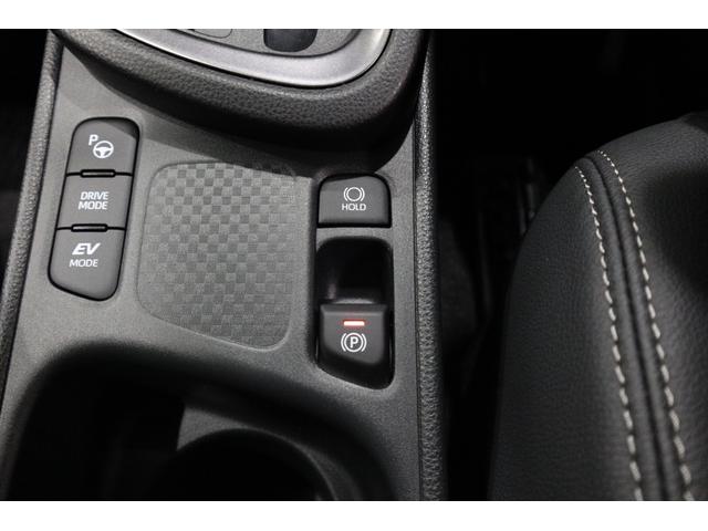 ヤリスクロス ハイブリッド　ＧＲスポーツ　純正ディスプレイオーディオ　フルセグＴＶ　ＵＳＢ・Ｂｌｕｅｔｏｏｔｈ接続　衝突被害軽減ブレーキ　ＬＥＤヘッドランプ　ＥＴＣ　全周囲カメラ　スマートキー　クルーズコントロール　パワーバックドア（28枚目）