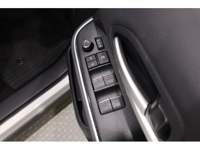 ヴォクシー Ｓ－Ｚ　純正ディスプレイオーディオ　ＵＳＢ・Ｂｌｕｅｔｏｏｔｈ接続　衝突被害軽減ブレーキ　ＬＥＤヘッドランプ　バックガイドモニター　スマートキー　クルーズコントロール　ヘッドアップディスプレイ　シートヒーター（16枚目）