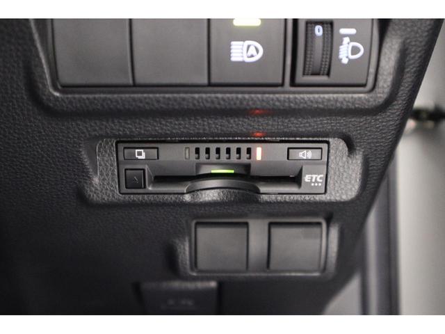 カローラクロス Ｓ　純正ディスプレイオーディオ（ナビ付）ＵＳＢ・Ｂｌｕｅｔｏｏｔｈ接続　衝突被害軽減ブレーキ　ＬＥＤヘッドランプ　ＥＴＣ　バックガイドモニター　スマートキー　クルーズコントロール　クリアランスソナー（14枚目）