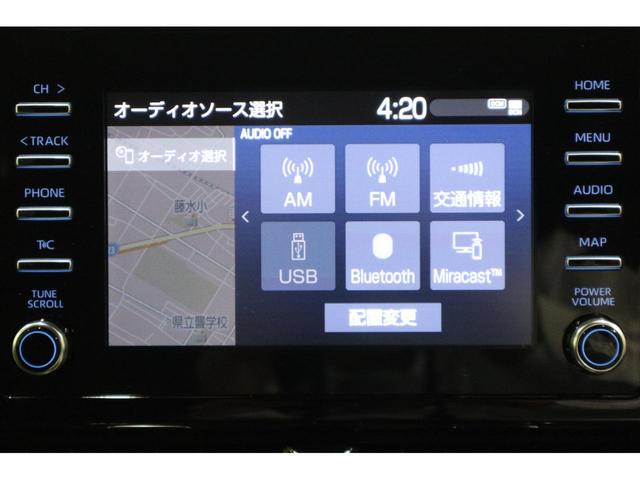 カローラクロス Ｓ　純正ディスプレイオーディオ（ナビ付）ＵＳＢ・Ｂｌｕｅｔｏｏｔｈ接続　衝突被害軽減ブレーキ　ＬＥＤヘッドランプ　ＥＴＣ　バックガイドモニター　スマートキー　クルーズコントロール　クリアランスソナー（16枚目）