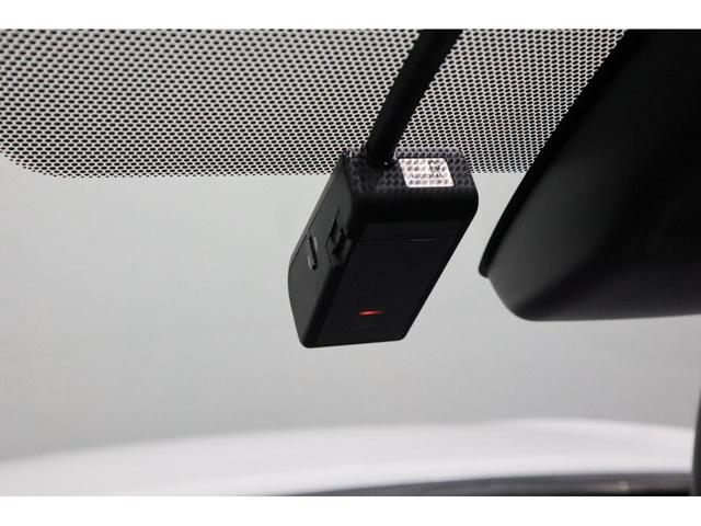 カローラクロス Ｓ　純正ディスプレイオーディオ（ナビ付）ＵＳＢ・Ｂｌｕｅｔｏｏｔｈ接続　衝突被害軽減ブレーキ　ＬＥＤヘッドランプ　ＥＴＣ　バックガイドモニター　スマートキー　クルーズコントロール　クリアランスソナー（23枚目）