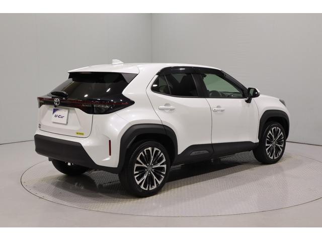 ヤリスクロス Ｚ　純正ディスプレイオーディオ（ナビ付）ＵＳＢ・Ｂｌｕｅｔｏｏｔｈ　衝突被害軽減ブレーキ　ＬＥＤヘッドランプ　ＥＴＣ　全周囲カメラ　スマートキー　クルーズコントロール　クリアランスソナー　シートヒーター（5枚目）