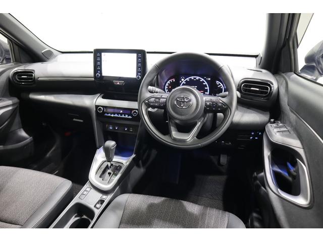 ヤリスクロス Ｚ　純正ディスプレイオーディオ（ナビ付）ＵＳＢ・Ｂｌｕｅｔｏｏｔｈ　衝突被害軽減ブレーキ　ＬＥＤヘッドランプ　ＥＴＣ　全周囲カメラ　スマートキー　クルーズコントロール　クリアランスソナー　シートヒーター（22枚目）