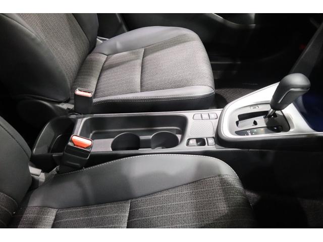 ヤリスクロス Ｚ　純正ディスプレイオーディオ（ナビ付）ＵＳＢ・Ｂｌｕｅｔｏｏｔｈ　衝突被害軽減ブレーキ　ＬＥＤヘッドランプ　ＥＴＣ　全周囲カメラ　スマートキー　クルーズコントロール　クリアランスソナー　シートヒーター（24枚目）