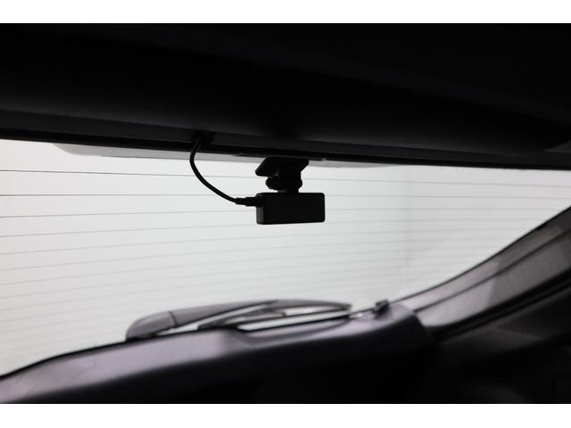 ヤリスクロス Ｚ　純正ディスプレイオーディオ（ナビ付）ＵＳＢ・Ｂｌｕｅｔｏｏｔｈ　衝突被害軽減ブレーキ　ＬＥＤヘッドランプ　ＥＴＣ　全周囲カメラ　スマートキー　クルーズコントロール　クリアランスソナー　シートヒーター（31枚目）