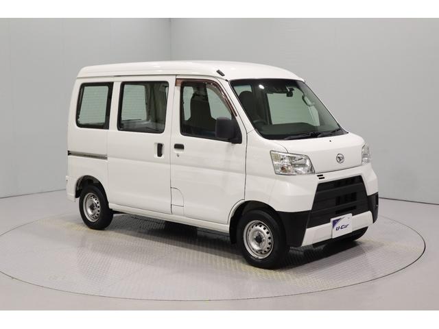 ハイゼットカーゴ スペシャルクリーンＳＡＩＩＩ　純正ＦＭ／ＡＭチューナー　衝突被害軽減ブレーキ　光軸調整機能付ハロゲンヘッドライト　マニュアルエアコン　オートマチックハイビーム　レーンキーピングアシスト　アイドリングストップ　ドライブレコーダー（3枚目）