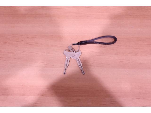 ハイゼットカーゴ スペシャルクリーンＳＡＩＩＩ　純正ＦＭ／ＡＭチューナー　衝突被害軽減ブレーキ　光軸調整機能付ハロゲンヘッドライト　マニュアルエアコン　オートマチックハイビーム　レーンキーピングアシスト　アイドリングストップ　ドライブレコーダー（35枚目）