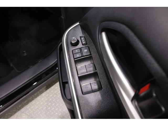 ヴォクシー Ｓ－Ｚ　純正ディスプレイオーディオ　フルセグＴＶ　ＣＤ　ＤＶＤ再生　ＵＳＢ・Ｂｌｕｅｔｏｏｔｈ接続　衝突被害軽減ブレーキ　ＬＥＤヘッドランプ　ＥＴＣ　バックガイドモニター　スマートキー　クルーズコントロール（16枚目）