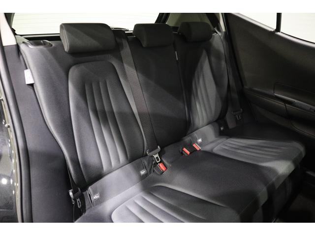 アクア Ｘ　純正ディスプレイオーディオ（ナビ付）ＵＳＢ・Ｂｌｕｅｔｏｏｔｈ接続　衝突被害軽減ブレーキ　ＬＥＤヘッドランプ　バックモニター　スマートキー　クルーズコントロール　ＡＣ１００Ｖ給電　クリアランスソナー（10枚目）