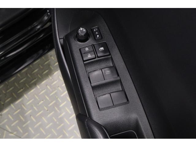 アクア Ｘ　純正ディスプレイオーディオ（ナビ付）ＵＳＢ・Ｂｌｕｅｔｏｏｔｈ接続　衝突被害軽減ブレーキ　ＬＥＤヘッドランプ　バックモニター　スマートキー　クルーズコントロール　ＡＣ１００Ｖ給電　クリアランスソナー（13枚目）