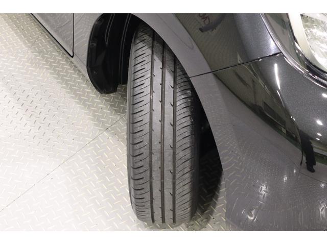 アクア Ｘ　純正ディスプレイオーディオ（ナビ付）ＵＳＢ・Ｂｌｕｅｔｏｏｔｈ接続　衝突被害軽減ブレーキ　ＬＥＤヘッドランプ　バックモニター　スマートキー　クルーズコントロール　ＡＣ１００Ｖ給電　クリアランスソナー（35枚目）