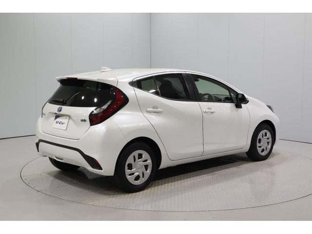 アクア Ｘ　純正ディスプレイオーディオ（ナビ付）ＵＳＢ・Ｂｌｕｅｔｏｏｔｈ接続　衝突被害軽減ブレーキ　ＬＥＤヘッドランプ　バックモニター　スマートキー　クルーズコントロール　ＡＣ１００Ｖ給電　クリアランスソナー（5枚目）