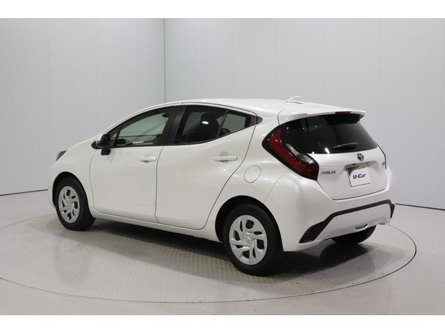 アクア Ｘ　純正ディスプレイオーディオ（ナビ付）ＵＳＢ・Ｂｌｕｅｔｏｏｔｈ接続　衝突被害軽減ブレーキ　ＬＥＤヘッドランプ　バックモニター　スマートキー　クルーズコントロール　ＡＣ１００Ｖ給電　クリアランスソナー（7枚目）