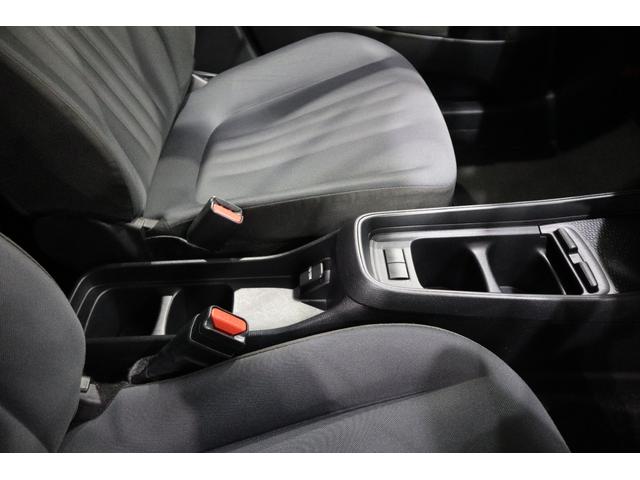 アクア Ｘ　純正ディスプレイオーディオ（ナビ付）ＵＳＢ・Ｂｌｕｅｔｏｏｔｈ接続　衝突被害軽減ブレーキ　ＬＥＤヘッドランプ　バックモニター　スマートキー　クルーズコントロール　ＡＣ１００Ｖ給電　クリアランスソナー（20枚目）