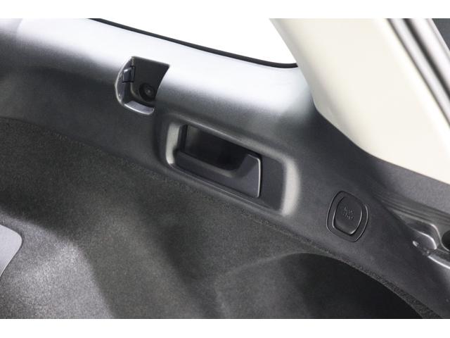 カローラフィールダー 1.5G エアロツアラー・ダブルバイビー 社外SDナビ フルセグTV CD SD DVD再生 Bluetooth接続 衝突安全ボディー HIDヘッドライト ハロゲンフォグランプ ETC スマートキー ABS ナノイー機能付フルオートエアコン(10枚目)