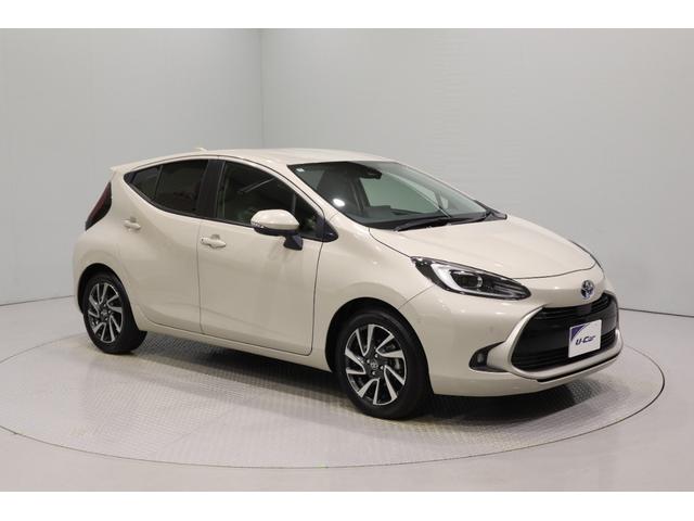 アクア Ｚ　純正ディスプレイオーディオ（ナビ付）ＵＳＢ・Ｂｌｕｅｔｏｏｔｈ接続　衝突被害軽減ブレーキ　ＬＥＤヘッドランプ　ＥＴＣ　全周囲カメラ　スマートキー　クルーズコントロール　ＡＣ１００Ｖ給電　シートヒーター（3枚目）