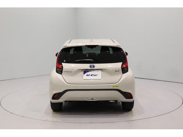 アクア Ｚ　純正ディスプレイオーディオ（ナビ付）ＵＳＢ・Ｂｌｕｅｔｏｏｔｈ接続　衝突被害軽減ブレーキ　ＬＥＤヘッドランプ　ＥＴＣ　全周囲カメラ　スマートキー　クルーズコントロール　ＡＣ１００Ｖ給電　シートヒーター（6枚目）