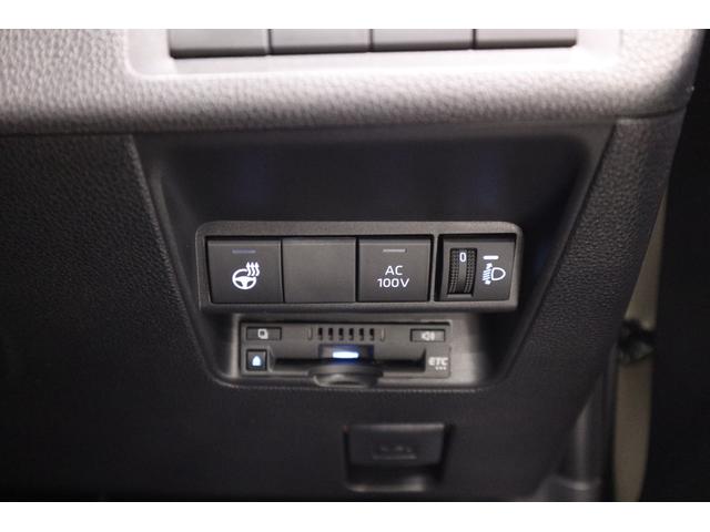 アクア Ｚ　純正ディスプレイオーディオ（ナビ付）ＵＳＢ・Ｂｌｕｅｔｏｏｔｈ接続　衝突被害軽減ブレーキ　ＬＥＤヘッドランプ　ＥＴＣ　全周囲カメラ　スマートキー　クルーズコントロール　ＡＣ１００Ｖ給電　シートヒーター（28枚目）