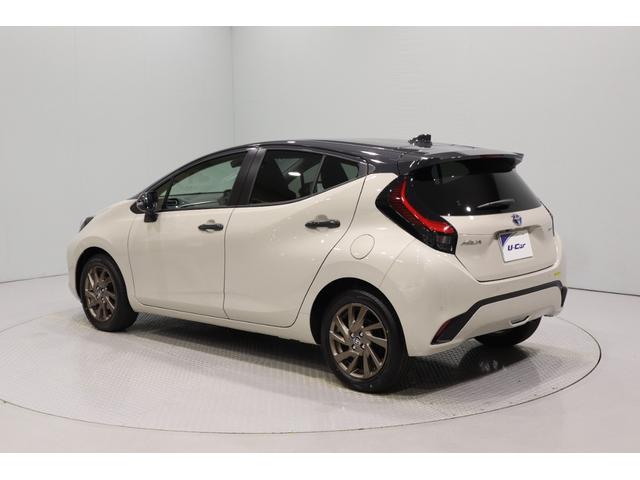 アクア Ｚ　ラフィネ　純正ディスプレイオーディオ（ナビ付）ＵＳＢ・Ｂｌｕｅｔｏｏｔｈ接続　衝突被害軽減ブレーキ　ＬＥＤヘッドランプ　全周囲カメラ　スマートキー　クルーズコントロール　ＡＣ１００Ｖ給電　シートヒーター（7枚目）