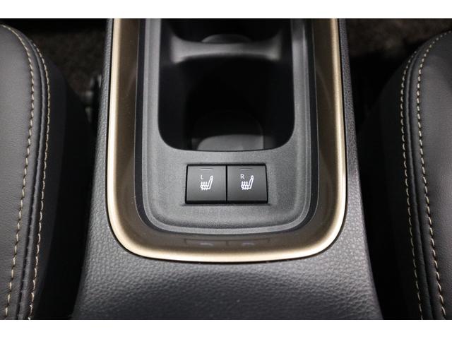 アクア Ｚ　ラフィネ　純正ディスプレイオーディオ（ナビ付）ＵＳＢ・Ｂｌｕｅｔｏｏｔｈ接続　衝突被害軽減ブレーキ　ＬＥＤヘッドランプ　全周囲カメラ　スマートキー　クルーズコントロール　ＡＣ１００Ｖ給電　シートヒーター（26枚目）