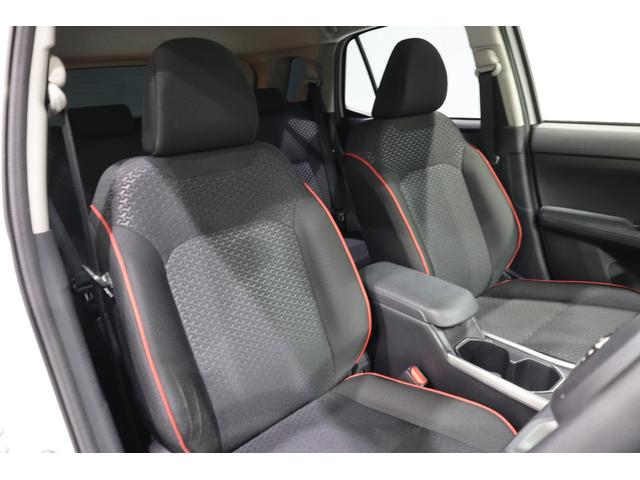 ライズ Ｚ　４ＷＤ　純正ディスプレイオーディオ　フルセグＴＶ　ＵＳＢ・Ｂｌｕｅｔｏｏｔｈ接続　衝突被害軽減ブレーキ　ＬＥＤヘッドランプ　全周囲カメラ　スマートキー　クルーズコントロール　クリアランスソナー　シートヒーター（11枚目）