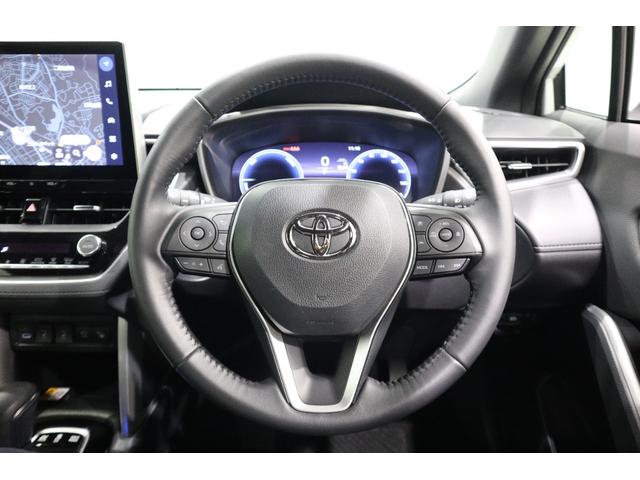 カローラクロス ハイブリッド　Ｚ　純正ディスプレイオーディオ（ナビ付）ＵＳＢ・Ｂｌｕｅｔｏｏｔｈ接続　衝突被害軽減ブレーキ　ＬＥＤヘッドランプ　ＥＴＣ　全周囲カメラ　スマートキー　車　パワーバックドア　ＡＣ１００Ｖ給電　パノラマルーフ（15枚目）