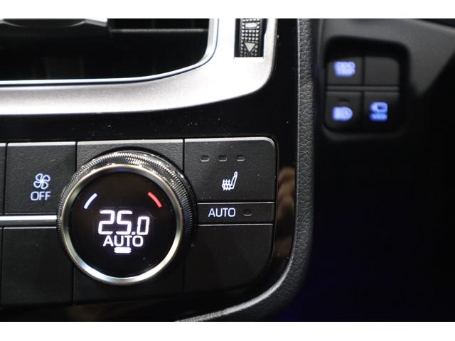 クラウンハイブリッド ＲＳ　純正ディスプレイオーディオ　フルセグＴＶ　ＣＤ　ＳＤ　ＤＶＤ　Ｂｌｕｅｔｏｏｔｈ　衝突被害軽減ブレーキ　ＬＥＤヘッドランプ　ＥＴＣ　全周囲カメラ　スマートキー　クルーズコントロール　ＴＲＤフルエアロ（31枚目）