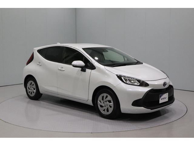 アクア Ｘ　純正ディスプレイオーディオ（ナビ付）ＵＳＢ・Ｂｌｕｅｔｏｏｔｈ接続　衝突被害軽減ブレーキ　ＬＥＤヘッドランプ　バックモニター　スマートキー　クルーズコントロール　ＡＣ１００給電機能　クリアランスソナー（3枚目）