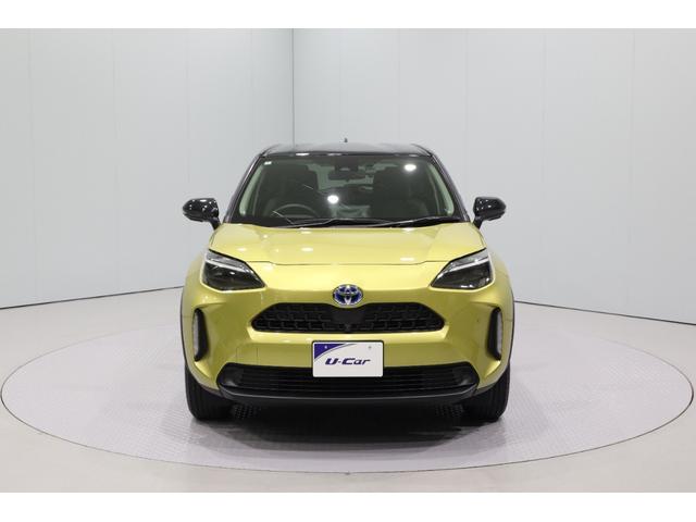 ヤリスクロス ハイブリッドＧ　純正ディスプレイオーディオ　フルセグＴＶ　ＵＳＢ・Ｂｌｕｅｔｏｏｔｈ接続　衝突被害軽減ブレーキ　ＬＥＤヘッドランプ　ＥＴＣ　全周囲カメラ　スマートキー　クルーズコントロール　クリアランスソナー（6枚目）