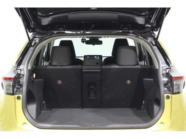 ヤリスクロス ハイブリッドＧ　純正ディスプレイオーディオ　フルセグＴＶ　ＵＳＢ・Ｂｌｕｅｔｏｏｔｈ接続　衝突被害軽減ブレーキ　ＬＥＤヘッドランプ　ＥＴＣ　全周囲カメラ　スマートキー　クルーズコントロール　クリアランスソナー（13枚目）