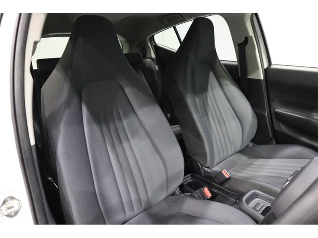 アクア Ｘ　純正ディスプレイオーディオ（ナビ付）ＵＳＢ・Ｂｌｕｅｔｏｏｔｈ接続　衝突被害軽減ブレーキ　ＬＥＤヘッドランプ　バックモニター　スマートキー　クルーズコントロール　ＡＣ１００給電機能　クリアランスソナー（11枚目）