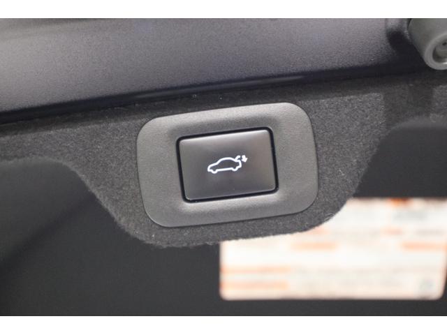 クラウンクロスオーバー Ｇアドバンスド・レザーパッケージ　純正ディスプレイオーディオ　フルセグＴＶ　ＵＳＢ・Ｂｌｕｅｔｏｏｔｈ接続　衝突被害軽減ブレーキ　ＬＥＤヘッドランプ　ＥＴＣ　全周囲カメラ　スマートキー　クルーズコントロール　ＡＣ１００Ｖ給電機能（15枚目）