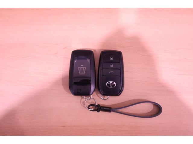 クラウンクロスオーバー Ｇアドバンスド・レザーパッケージ　純正ディスプレイオーディオ　フルセグＴＶ　ＵＳＢ・Ｂｌｕｅｔｏｏｔｈ接続　衝突被害軽減ブレーキ　ＬＥＤヘッドランプ　ＥＴＣ　全周囲カメラ　スマートキー　クルーズコントロール　ＡＣ１００Ｖ給電機能（59枚目）