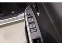 全席パワーウィンドウを装備しています。運転席のみワンタッチオート機能付いています。