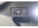 給電アウトレットはリアラゲージルームに装着しています。