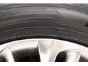 装着タイヤサイズは235/55/20です。