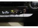 シートヒーター・ベンチレーション機能装備しています。冬場は暖かいシート座面のシートヒーターが夏場は爽やかな風が循環するベンチレーション機能で快適なドライブ環境を創り出します。