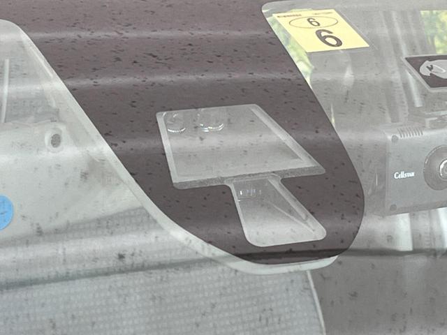 L 衝突軽減 純正CDオーディオ シートヒーター ドラレコ 禁煙車 キーレスエントリー 横滑り防止装置 アイドリングストップ パワーウィンドウ ヘッドライトレベライザー(3枚目)