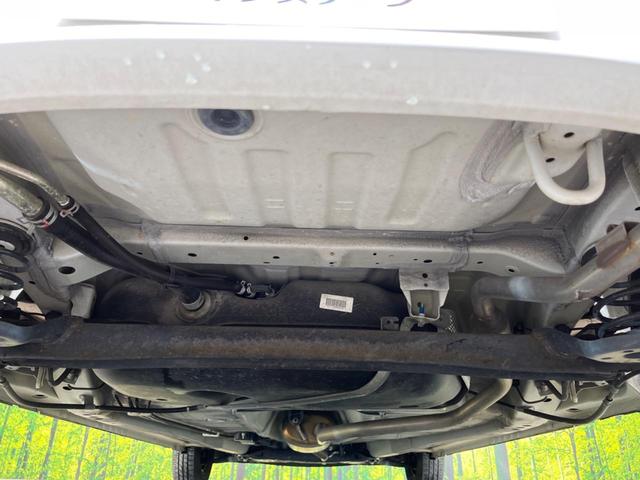 L 衝突軽減 純正CDオーディオ シートヒーター ドラレコ 禁煙車 キーレスエントリー 横滑り防止装置 アイドリングストップ パワーウィンドウ ヘッドライトレベライザー(19枚目)