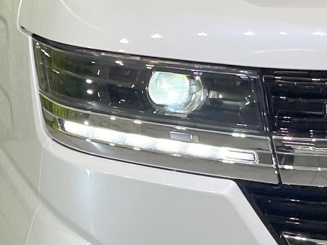 スペーシアカスタム ハイブリッドＸＳ　禁煙車　両側電動ドア　全周囲カメラ　衝突被害軽減システム　レーダークルーズ　ハーフレザーシート　コーナーセンサー　スマートキー　ＬＥＤヘッド　ＥＴＣ　車線逸脱警報　オートライト（12枚目）