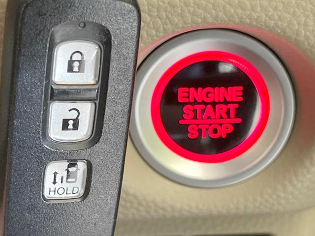 Ｎ－ＢＯＸ Ｇ・Ｌホンダセンシング　禁煙車　電動スライドドア　ＳＤナビ　バックカメラ　衝突被害軽減システム　レーダークルーズ　ドラレコ　スマートキー　ＬＥＤヘッド　ビルトインＥＴＣ　オートハイビーム　車線逸脱警報　オートライト（5枚目）