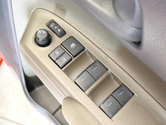シエンタ Ｇ　禁煙車　両側電動ドア　純正ＳＤナビ　全周囲カメラ　衝突被害軽減システム　レーダークルーズ　コーナーセンサー　スマートキー　ＬＥＤヘッド　ＥＴＣ２．０　オートハイビーム　車線逸脱警報　オートライト（40枚目）