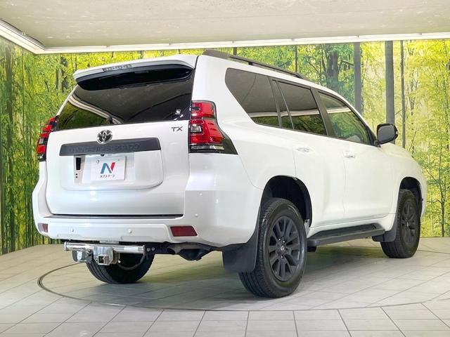 ランドクルーザープラド ＴＸ　Ｌパッケージ　マットブラックエディション　禁煙車　４ＷＤ　７人乗り　バックカメラ　レーダークルーズ　レザーシート　前席シートエアコン　ドラレコ　コーナーセンサー　スマートキー　ＬＥＤヘッド　ビルトインＥＴＣ　オートハイビーム　車線逸脱警報（18枚目）