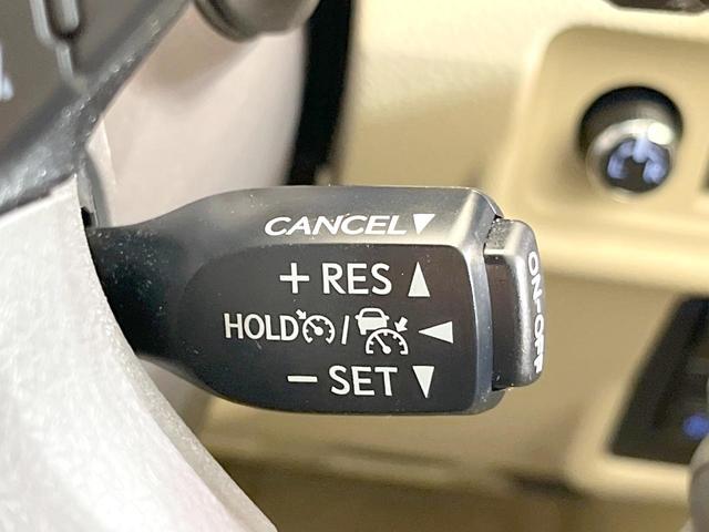ランドクルーザープラド ＴＸ　Ｌパッケージ　マットブラックエディション　禁煙車　４ＷＤ　７人乗り　バックカメラ　レーダークルーズ　レザーシート　前席シートエアコン　ドラレコ　コーナーセンサー　スマートキー　ＬＥＤヘッド　ビルトインＥＴＣ　オートハイビーム　車線逸脱警報（32枚目）