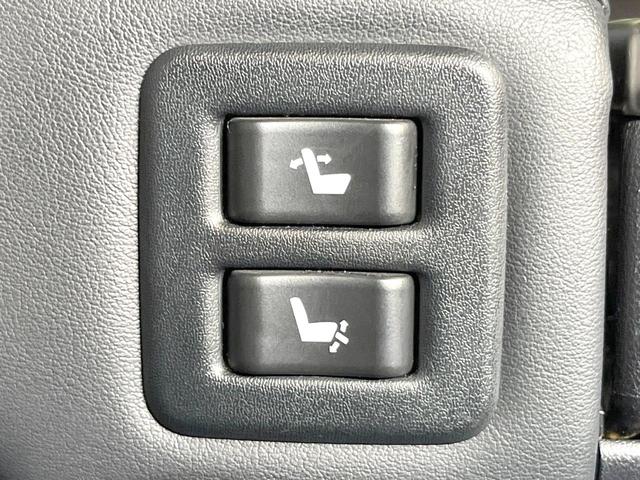 アルファード ２．５Ｓ　Ｃパッケージ　両側電動ドア　純正１０型ナビ　後席モニター　バックカメラ　衝突被害軽減システム　レーダークルーズ　禁煙車　電動リアゲート　レザーシート　前席シートエアコン　前後席パワーシート　ドラレコ（43枚目）