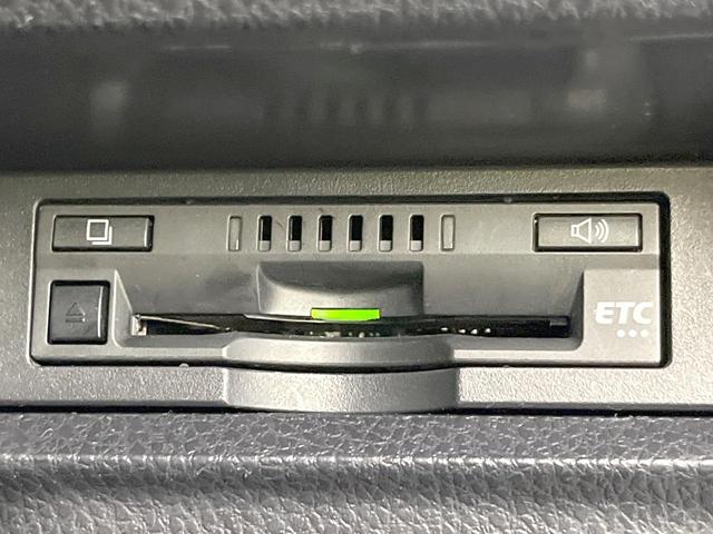 エスクァイア Gi 両側電動ドア 純正SDナビ バックカメラ 衝突被害軽減システム レーダークルーズ 禁煙車 ハーフレザーシート スマートキー LEDヘッド ビルトインETC オートハイビーム オートライト(6枚目)