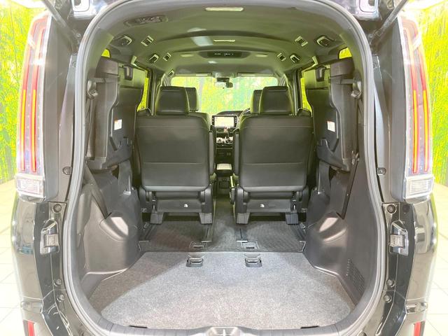 エスクァイア Gi 両側電動ドア 純正SDナビ バックカメラ 衝突被害軽減システム レーダークルーズ 禁煙車 ハーフレザーシート スマートキー LEDヘッド ビルトインETC オートハイビーム オートライト(11枚目)