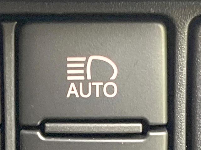 エスクァイア Gi 両側電動ドア 純正SDナビ バックカメラ 衝突被害軽減システム レーダークルーズ 禁煙車 ハーフレザーシート スマートキー LEDヘッド ビルトインETC オートハイビーム オートライト(43枚目)