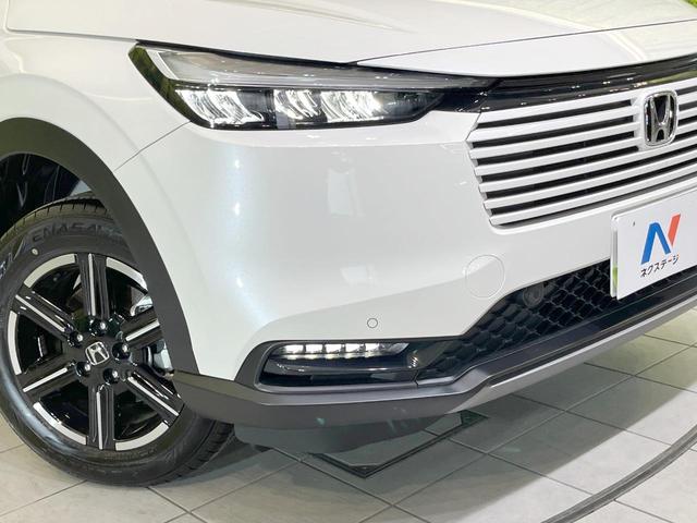 ヴェゼル Ｇ　４ＷＤ　登録済未使用車　バックカメラ　衝突被害軽減システム　レーダークルーズ　コーナーセンサー　スマートキー　ＬＥＤヘッド　車線逸脱警報　オートライト　オートエアコン　純正１６インチアルミ（12枚目）