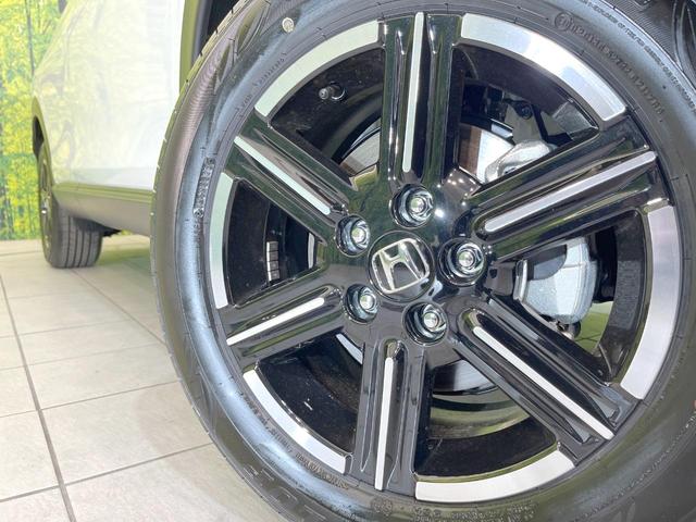 ヴェゼル Ｇ　４ＷＤ　登録済未使用車　バックカメラ　衝突被害軽減システム　レーダークルーズ　コーナーセンサー　スマートキー　ＬＥＤヘッド　車線逸脱警報　オートライト　オートエアコン　純正１６インチアルミ（13枚目）